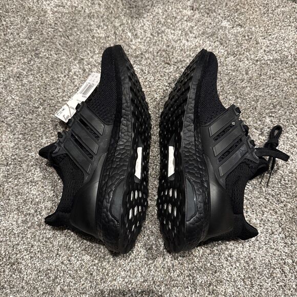 Adidas UltraBoost 1.0 Women’s Black Size 6 - Picture 4 of 5